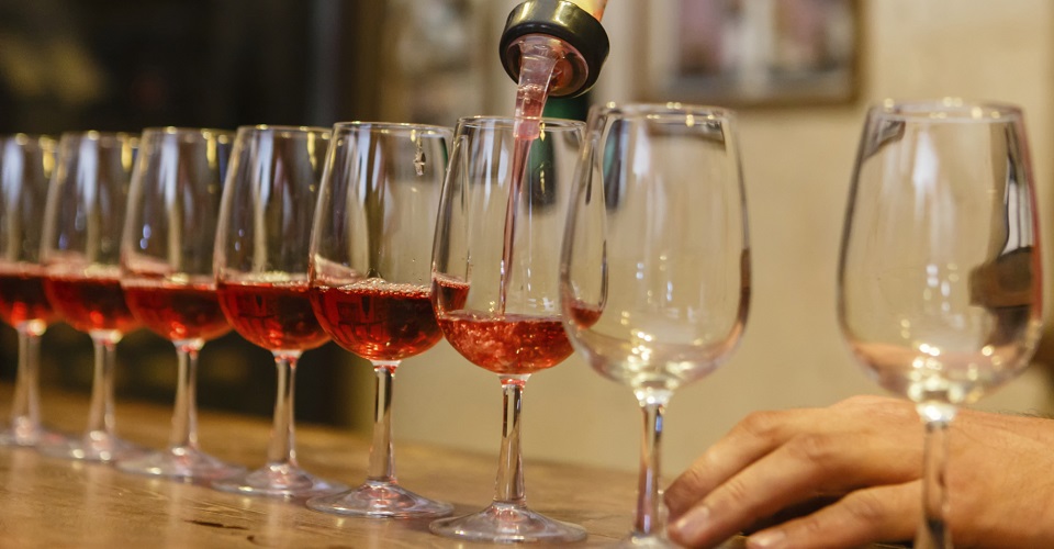 Downtown Napa Wine Tasting Rooms | Churchill Manor